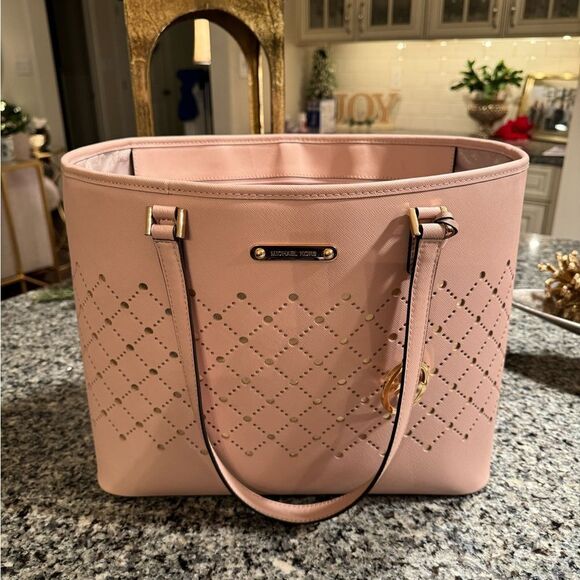 Michael Kors pink and mirror large tote/purse - Picture 1 of 6
